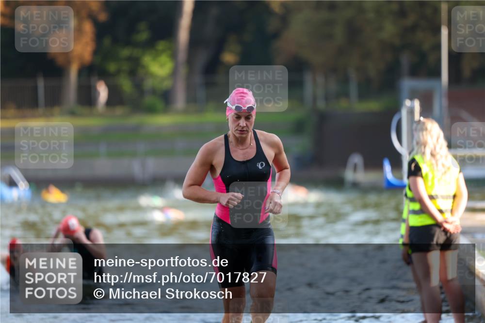 08.09.2024 - Stadtparktriathlon Michael Strokosch http://msf.ph/oto/7017827 08.09.2024 08:57:31 Schwimmen 99, 106, 126 meine-sportfotos.de