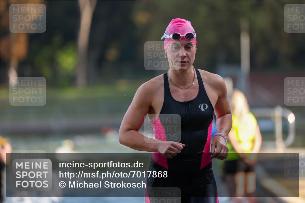 08.09.2024 - Stadtparktriathlon Michael Strokosch http://msf.ph/oto/7017868 08.09.2024 08:57:33 Schwimmen 99, 106, 126 meine-sportfotos.de