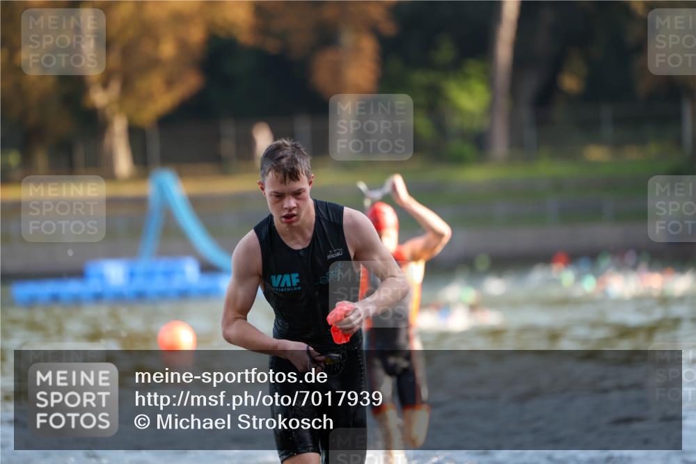 08.09.2024 - Stadtparktriathlon Michael Strokosch http://msf.ph/oto/7017939 08.09.2024 08:57:37 Schwimmen 106, 126 meine-sportfotos.de