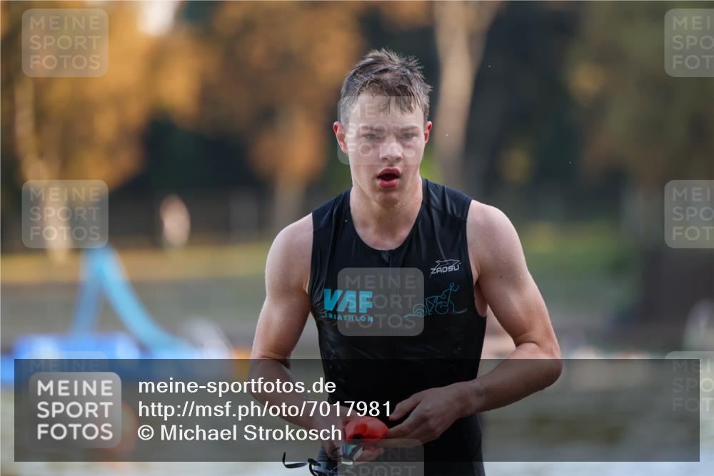 08.09.2024 - Stadtparktriathlon Michael Strokosch http://msf.ph/oto/7017981 08.09.2024 08:57:38 Schwimmen 106, 126 meine-sportfotos.de