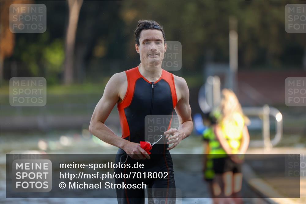 08.09.2024 - Stadtparktriathlon Michael Strokosch http://msf.ph/oto/7018002 08.09.2024 08:57:40 Schwimmen 106 meine-sportfotos.de