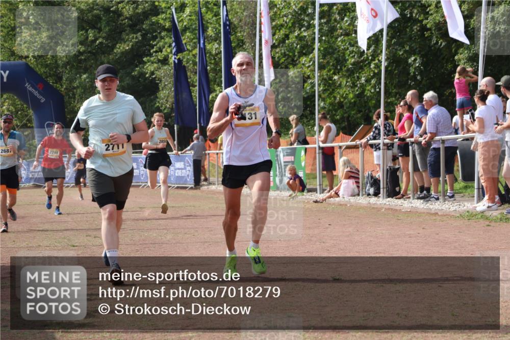 08.09.2024 - Airport Race Strokosch-Dieckow http://msf.ph/oto/7018279 08.09.2024 12:08:34 Ziel 103, 2657, 2687, 2703, 2711, 2798, 2858, 3131 meine-sportfotos.de