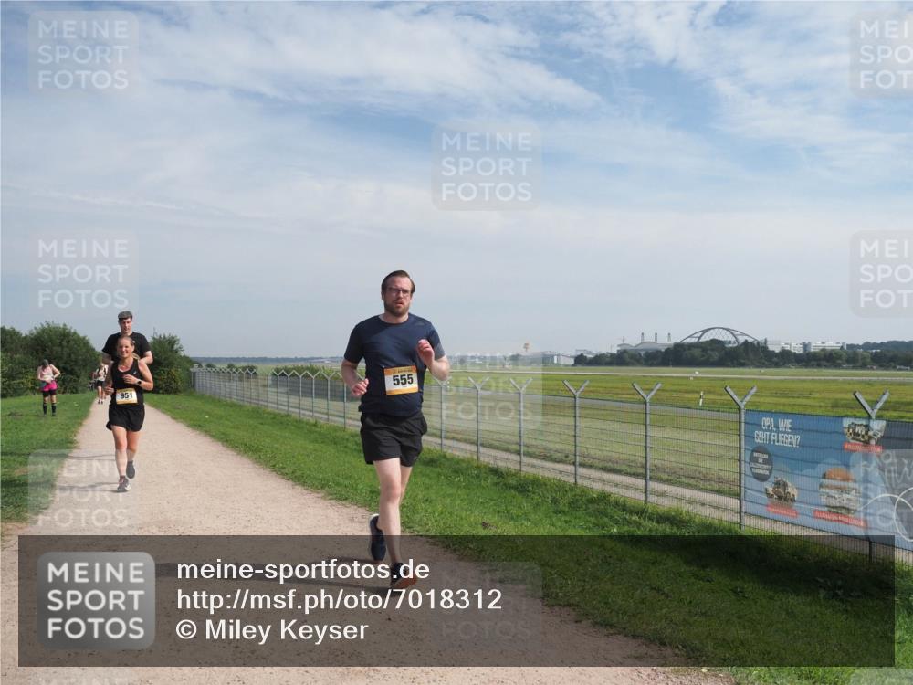 08.09.2024 - Airport Race Miley Keyser http://msf.ph/oto/7018312 08.09.2024 12:39:54 Laufen OLYMPUS, DIGITAL, CAMERA meine-sportfotos.de
