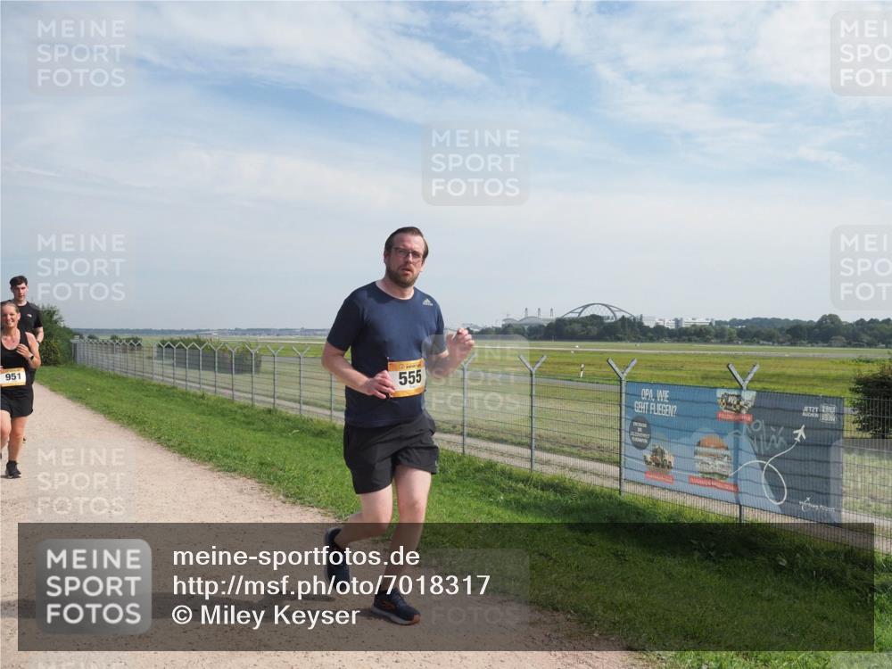 08.09.2024 - Airport Race Miley Keyser http://msf.ph/oto/7018317 08.09.2024 12:39:54 Laufen OLYMPUS, DIGITAL, CAMERA meine-sportfotos.de