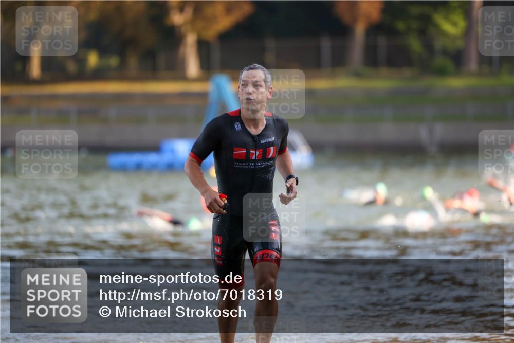 08.09.2024 - Stadtparktriathlon Michael Strokosch http://msf.ph/oto/7018319 08.09.2024 08:58:16 Schwimmen 158 meine-sportfotos.de