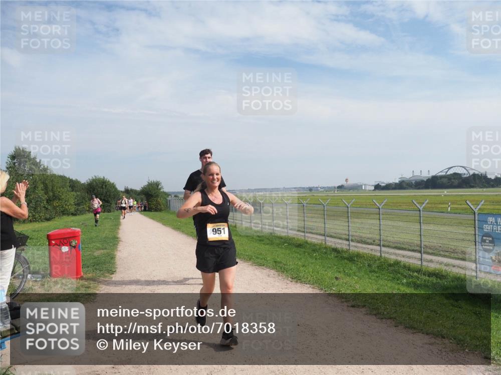 08.09.2024 - Airport Race Miley Keyser http://msf.ph/oto/7018358 08.09.2024 12:39:56 Laufen OLYMPUS, DIGITAL, CAMERA meine-sportfotos.de