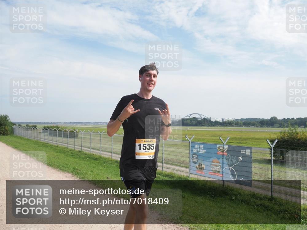08.09.2024 - Airport Race Miley Keyser http://msf.ph/oto/7018409 08.09.2024 12:39:58 Laufen OLYMPUS, DIGITAL, CAMERA meine-sportfotos.de