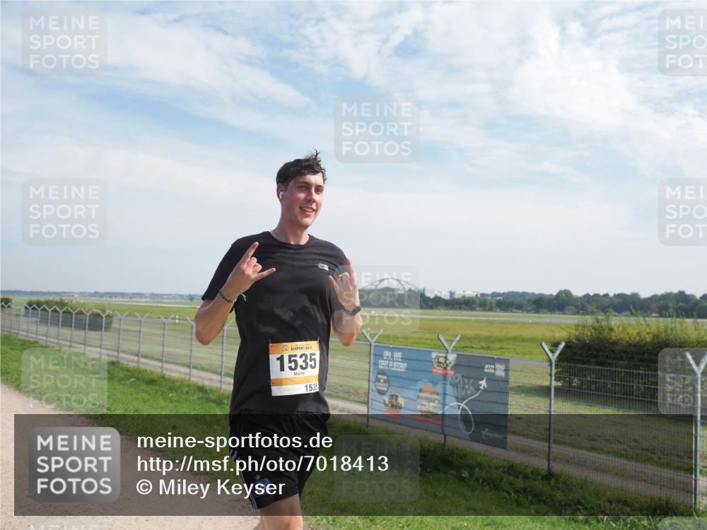 08.09.2024 - Airport Race Miley Keyser http://msf.ph/oto/7018413 08.09.2024 12:39:58 Laufen OLYMPUS, DIGITAL, CAMERA meine-sportfotos.de