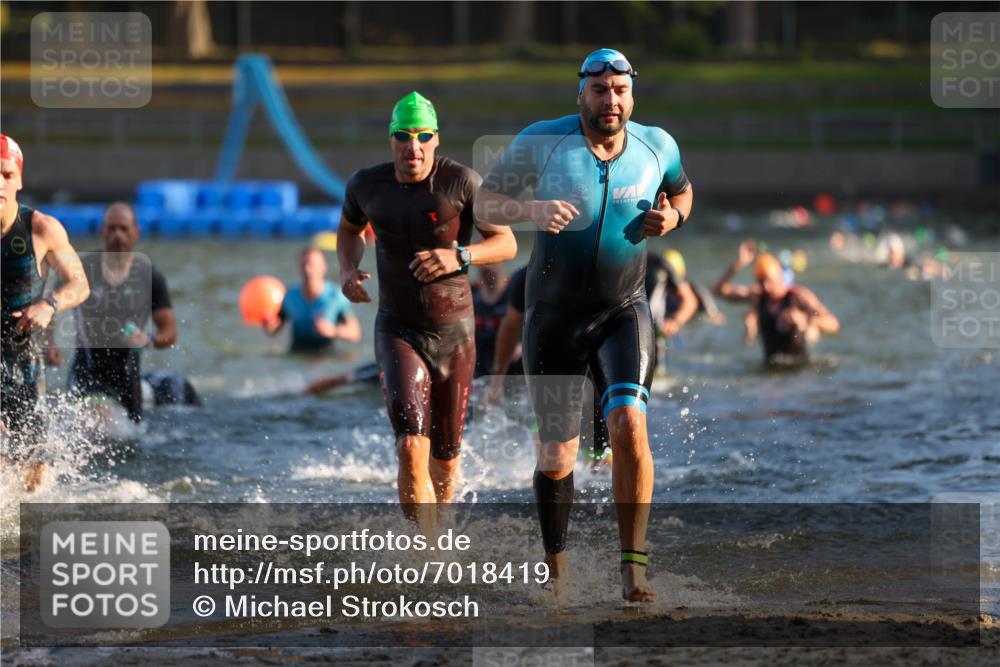 08.09.2024 - Stadtparktriathlon Michael Strokosch http://msf.ph/oto/7018419 08.09.2024 08:58:35 Schwimmen 90, 91, 92, 93, 105, 108, 112, 120, 123, 125 meine-sportfotos.de