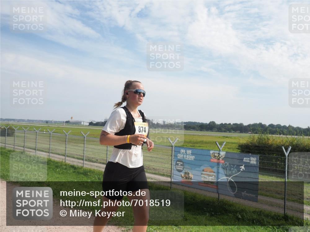 08.09.2024 - Airport Race Miley Keyser http://msf.ph/oto/7018519 08.09.2024 12:40:11 Laufen OLYMPUS, DIGITAL, CAMERA meine-sportfotos.de