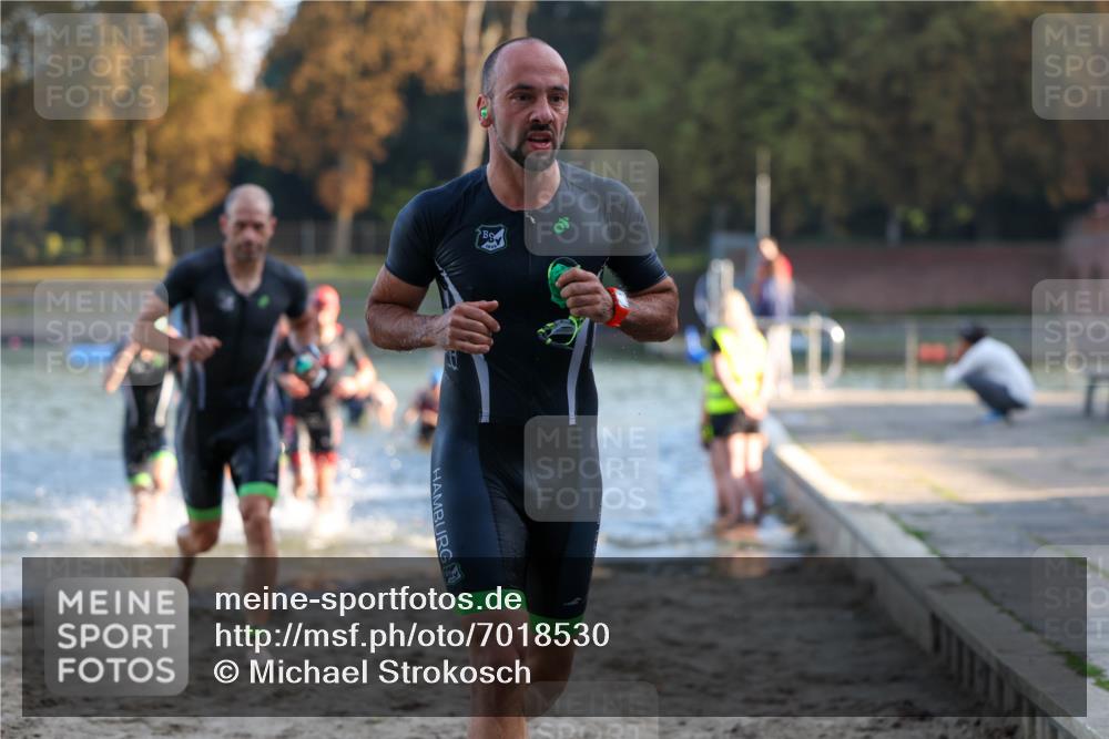 08.09.2024 - Stadtparktriathlon Michael Strokosch http://msf.ph/oto/7018530 08.09.2024 08:58:42 Schwimmen 90, 91, 92, 93, 98, 105, 110, 112, 120, 127 meine-sportfotos.de