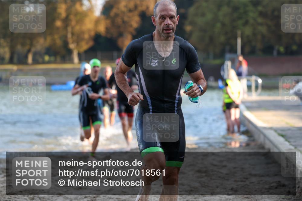 08.09.2024 - Stadtparktriathlon Michael Strokosch http://msf.ph/oto/7018561 08.09.2024 08:58:44 Schwimmen 91, 92, 93, 98, 110, 112, 120, 127 meine-sportfotos.de