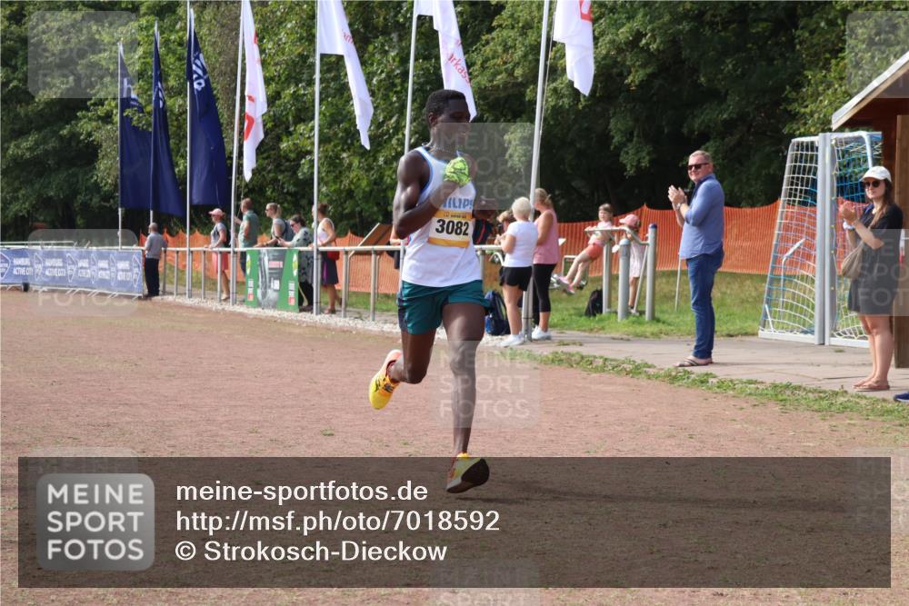 08.09.2024 - Airport Race Strokosch-Dieckow http://msf.ph/oto/7018592 08.09.2024 11:58:29 Ziel 3082 meine-sportfotos.de