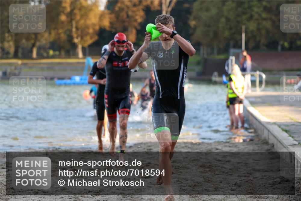 08.09.2024 - Stadtparktriathlon Michael Strokosch http://msf.ph/oto/7018594 08.09.2024 08:58:45 Schwimmen 91, 92, 93, 98, 110, 112, 120, 127 meine-sportfotos.de