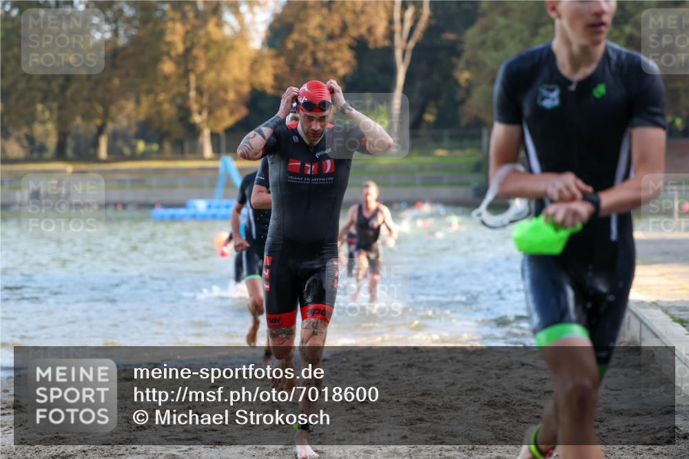 08.09.2024 - Stadtparktriathlon Michael Strokosch http://msf.ph/oto/7018600 08.09.2024 08:58:46 Schwimmen 92, 93, 98, 110, 112, 115, 120, 127 meine-sportfotos.de