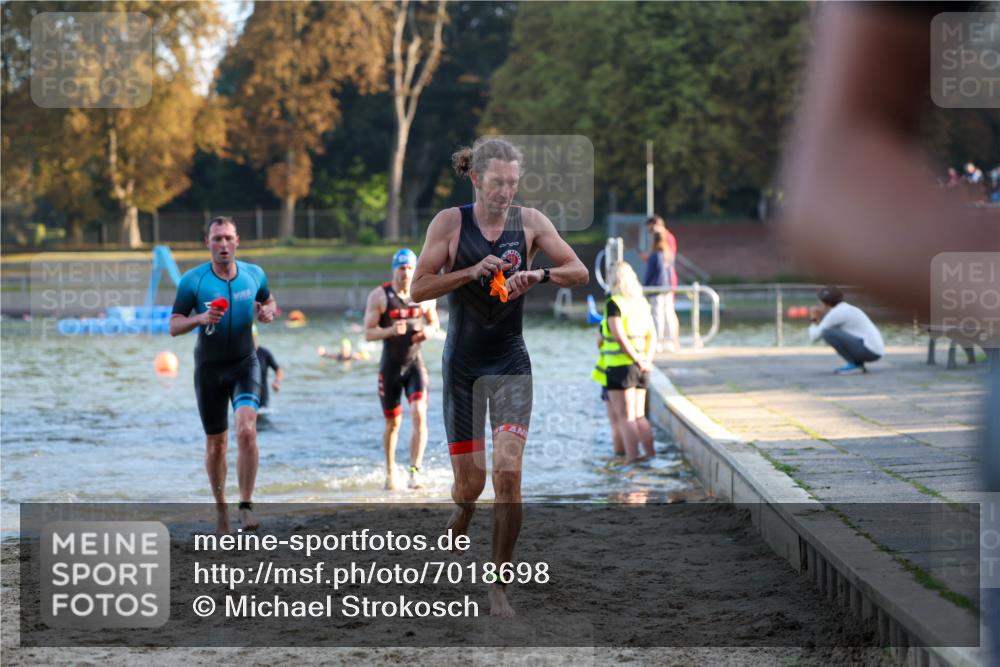 08.09.2024 - Stadtparktriathlon Michael Strokosch http://msf.ph/oto/7018698 08.09.2024 08:58:50 Schwimmen 93, 98, 110, 115, 127 meine-sportfotos.de
