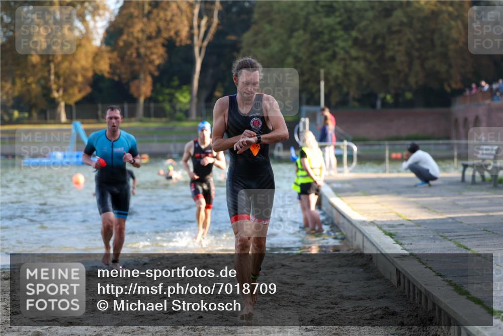 08.09.2024 - Stadtparktriathlon Michael Strokosch http://msf.ph/oto/7018709 08.09.2024 08:58:50 Schwimmen 93, 98, 110, 115, 127 meine-sportfotos.de