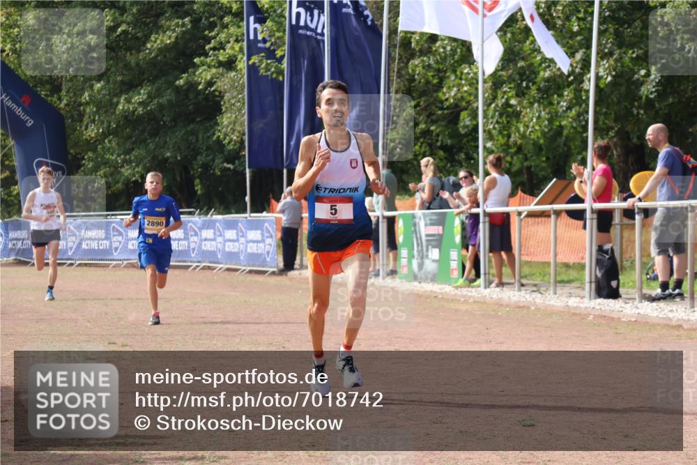 08.09.2024 - Airport Race Strokosch-Dieckow http://msf.ph/oto/7018742 08.09.2024 11:59:49 Ziel 5, 588, 2890 meine-sportfotos.de