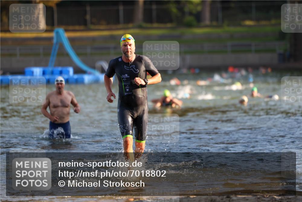 08.09.2024 - Stadtparktriathlon Michael Strokosch http://msf.ph/oto/7018802 08.09.2024 08:58:56 Schwimmen 104, 110, 115 meine-sportfotos.de