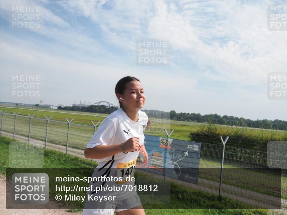 08.09.2024 - Airport Race Miley Keyser http://msf.ph/oto/7018812 08.09.2024 12:40:38 Laufen OLYMPUS, DIGITAL, CAMERA meine-sportfotos.de