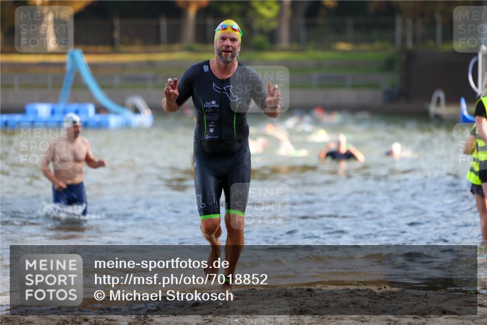 08.09.2024 - Stadtparktriathlon Michael Strokosch http://msf.ph/oto/7018852 08.09.2024 08:58:58 Schwimmen 104, 115 meine-sportfotos.de