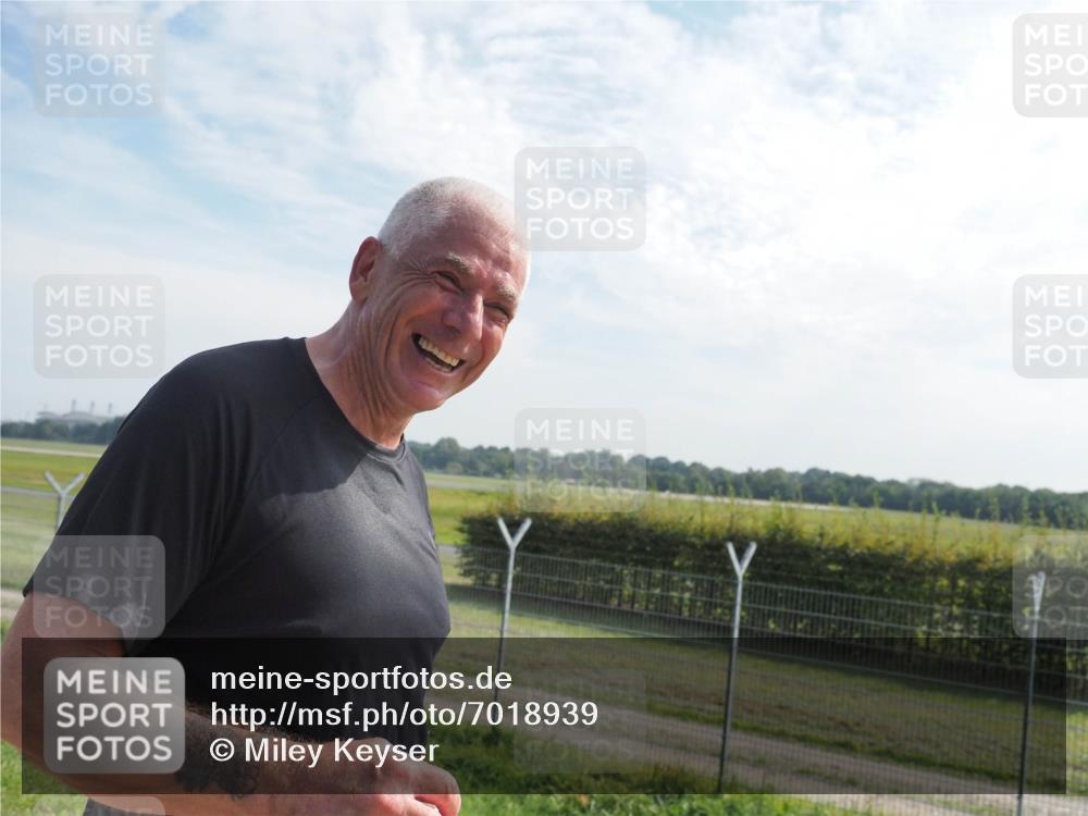 08.09.2024 - Airport Race Miley Keyser http://msf.ph/oto/7018939 08.09.2024 12:40:46 Laufen OLYMPUS, DIGITAL, CAMERA meine-sportfotos.de