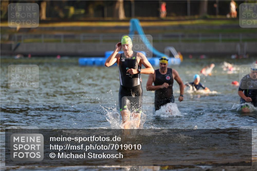 08.09.2024 - Stadtparktriathlon Michael Strokosch http://msf.ph/oto/7019010 08.09.2024 08:59:13 Schwimmen 94, 97, 109, 119 meine-sportfotos.de