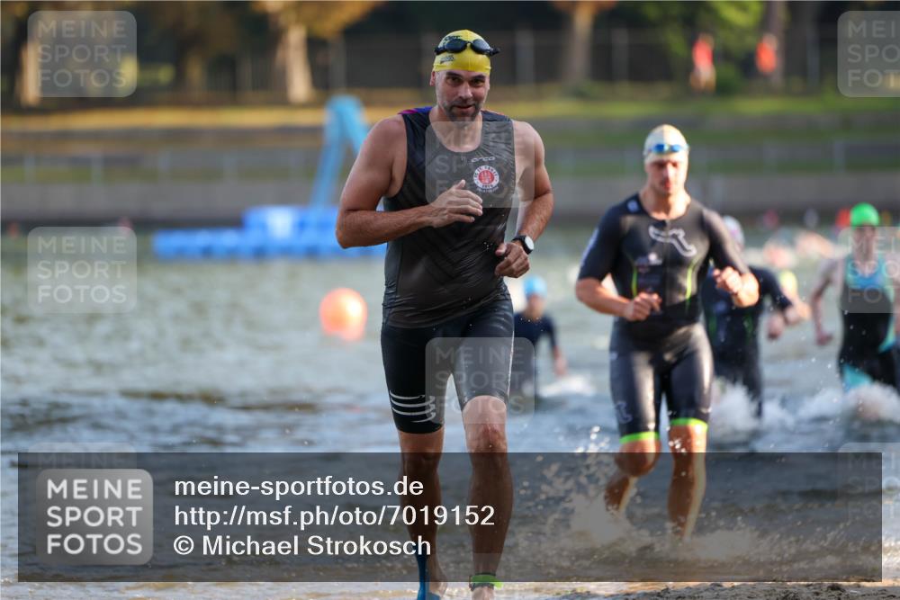 08.09.2024 - Stadtparktriathlon Michael Strokosch http://msf.ph/oto/7019152 08.09.2024 08:59:20 Schwimmen 94, 97, 109, 113, 117, 119, 128 meine-sportfotos.de