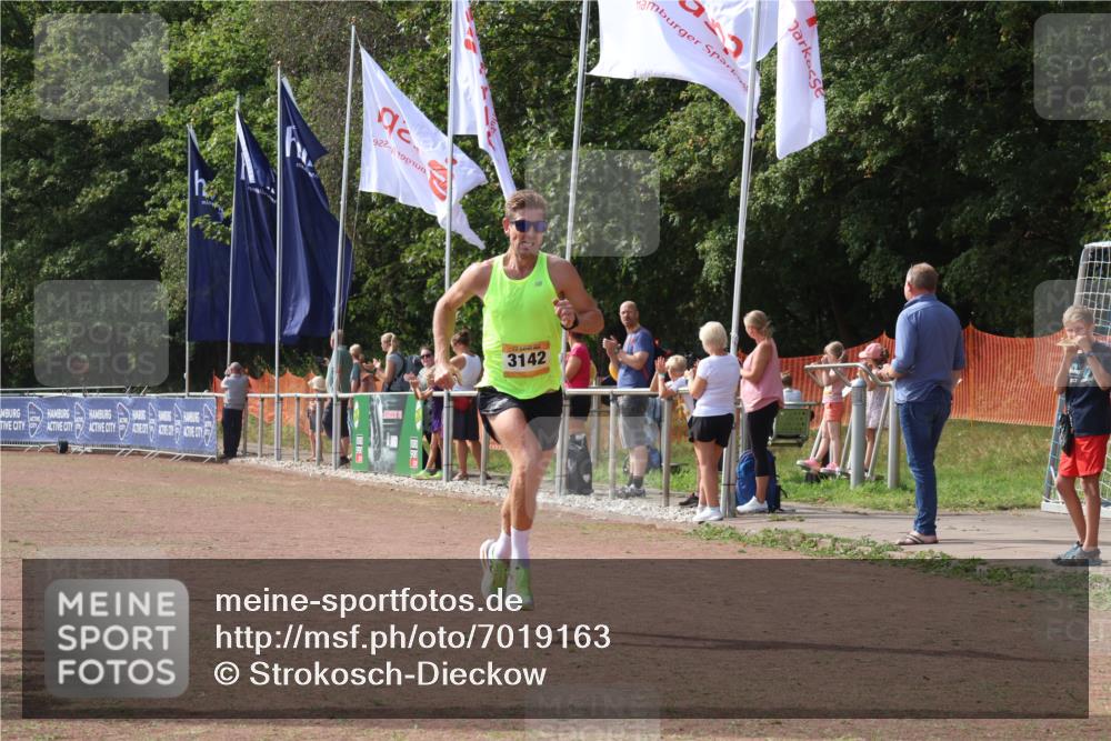 08.09.2024 - Airport Race Strokosch-Dieckow http://msf.ph/oto/7019163 08.09.2024 11:59:58 Ziel 3092, 3142 meine-sportfotos.de
