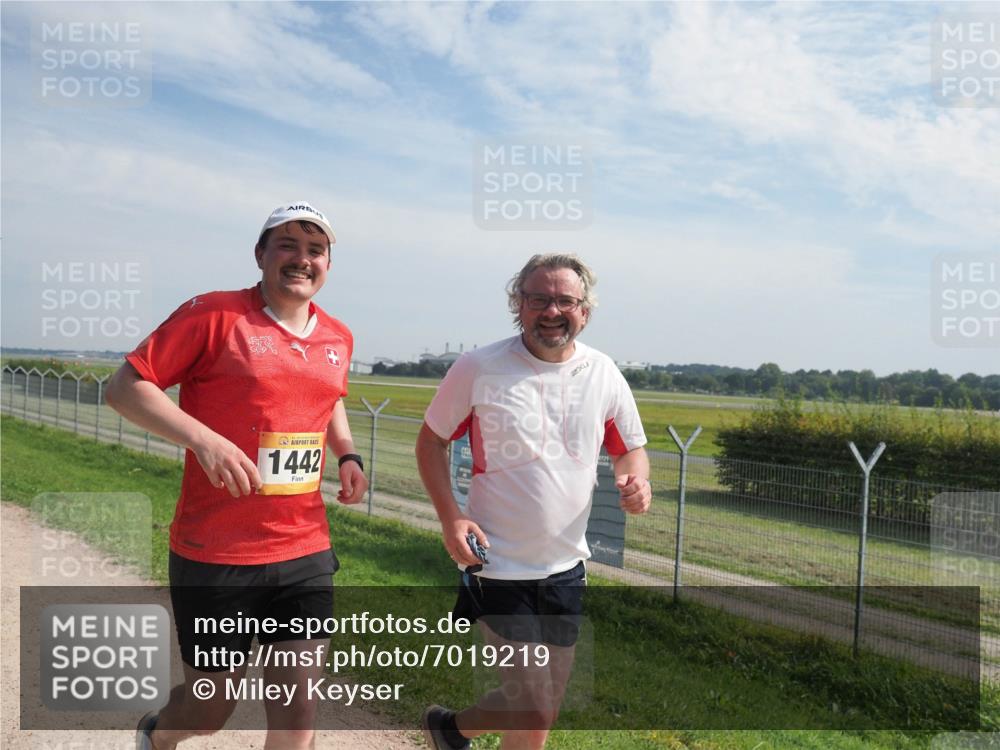 08.09.2024 - Airport Race Miley Keyser http://msf.ph/oto/7019219 08.09.2024 12:41:06 Laufen OLYMPUS, DIGITAL, CAMERA meine-sportfotos.de