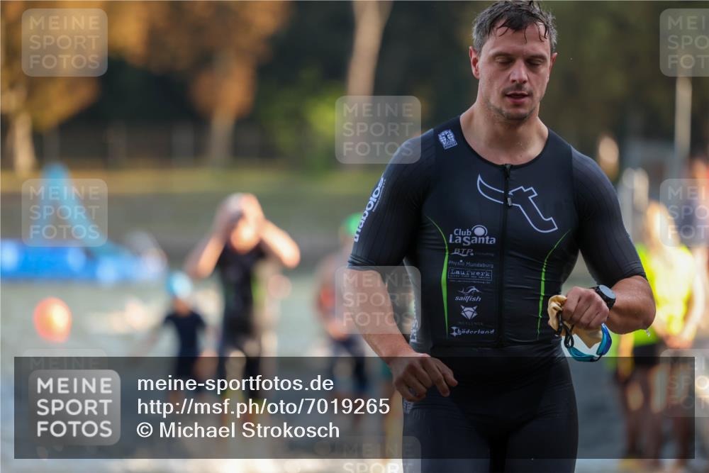 08.09.2024 - Stadtparktriathlon Michael Strokosch http://msf.ph/oto/7019265 08.09.2024 08:59:24 Schwimmen 97, 107, 109, 113, 117, 119, 128 meine-sportfotos.de