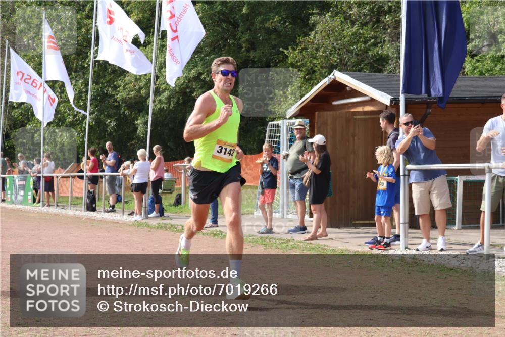 08.09.2024 - Airport Race Strokosch-Dieckow http://msf.ph/oto/7019266 08.09.2024 11:59:59 Ziel 3092, 3142 meine-sportfotos.de