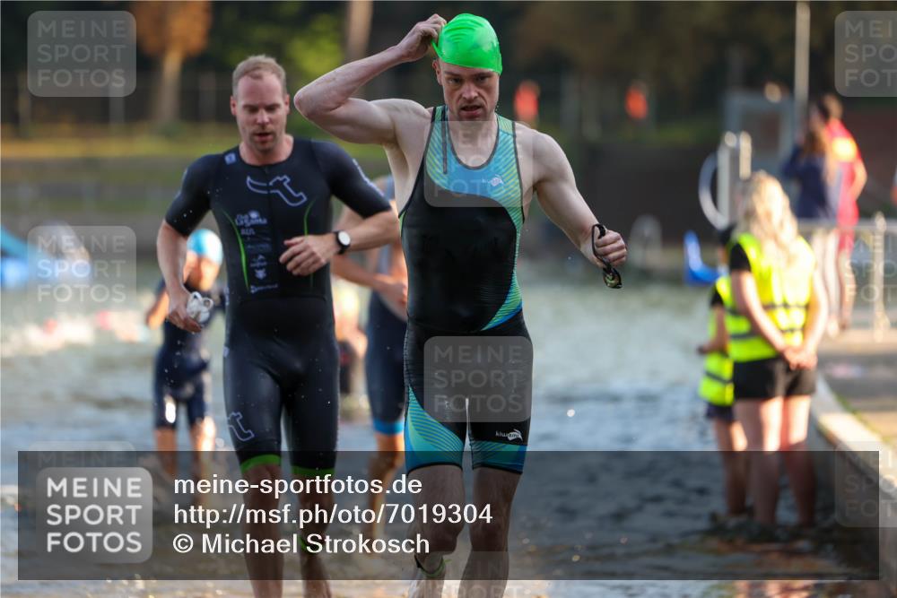 08.09.2024 - Stadtparktriathlon Michael Strokosch http://msf.ph/oto/7019304 08.09.2024 08:59:27 Schwimmen 107, 109, 113, 117, 128 meine-sportfotos.de