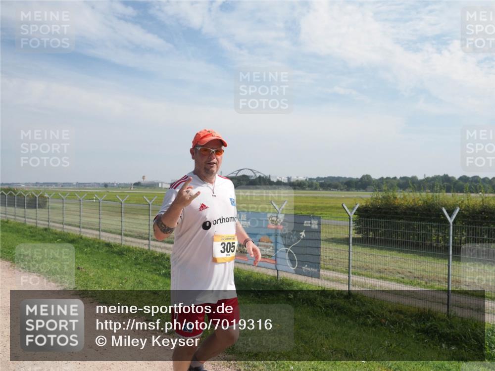 08.09.2024 - Airport Race Miley Keyser http://msf.ph/oto/7019316 08.09.2024 12:41:11 Laufen OLYMPUS, DIGITAL, CAMERA meine-sportfotos.de
