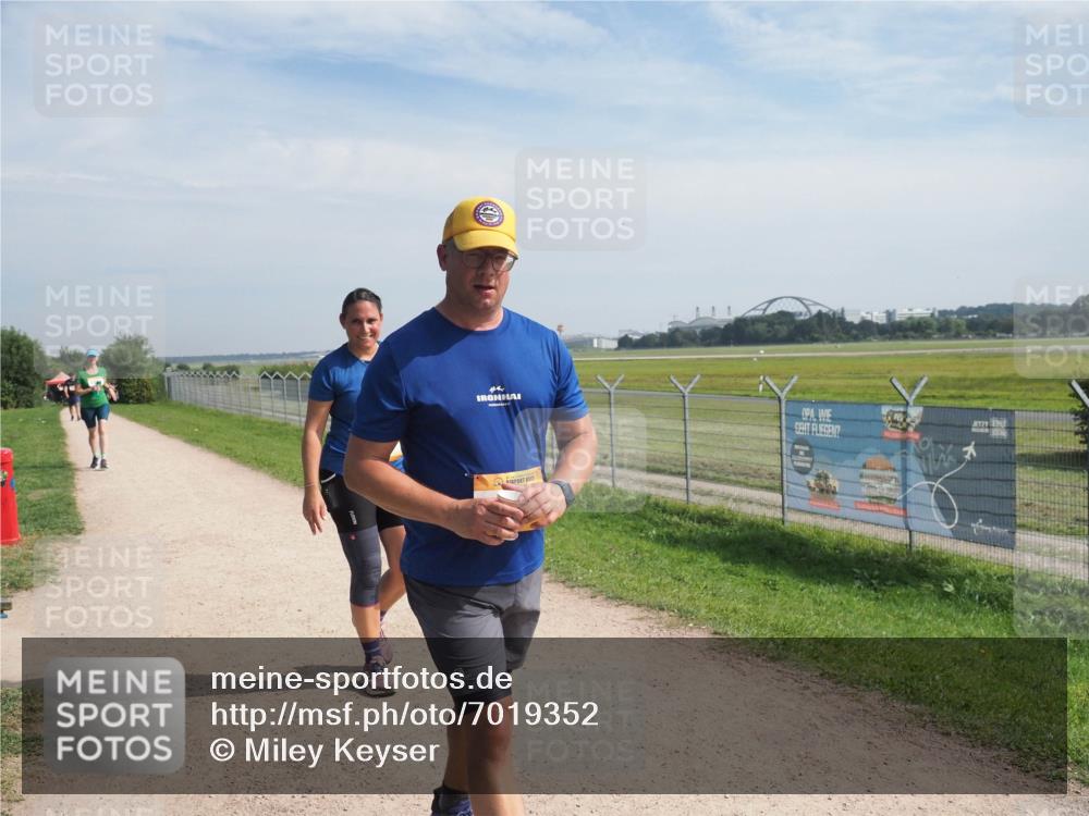 08.09.2024 - Airport Race Miley Keyser http://msf.ph/oto/7019352 08.09.2024 12:41:14 Laufen OLYMPUS, DIGITAL, CAMERA meine-sportfotos.de