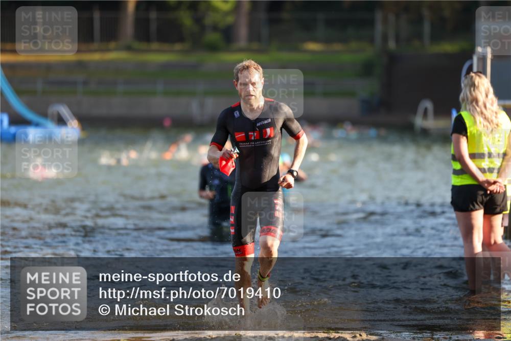 08.09.2024 - Stadtparktriathlon Michael Strokosch http://msf.ph/oto/7019410 08.09.2024 08:59:35 Schwimmen 107, 116 meine-sportfotos.de