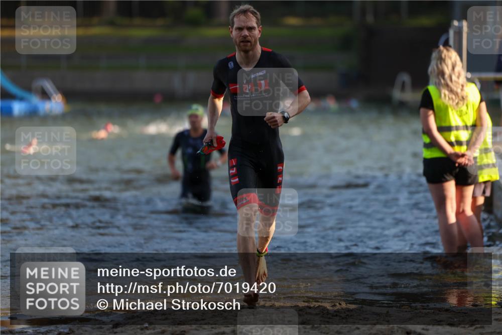 08.09.2024 - Stadtparktriathlon Michael Strokosch http://msf.ph/oto/7019420 08.09.2024 08:59:36 Schwimmen 107, 116 meine-sportfotos.de