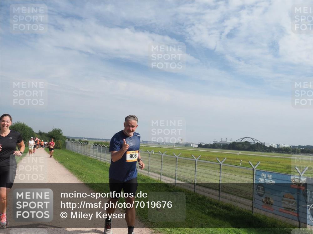 08.09.2024 - Airport Race Miley Keyser http://msf.ph/oto/7019676 08.09.2024 12:41:41 Laufen OLYMPUS, DIGITAL, CAMERA meine-sportfotos.de