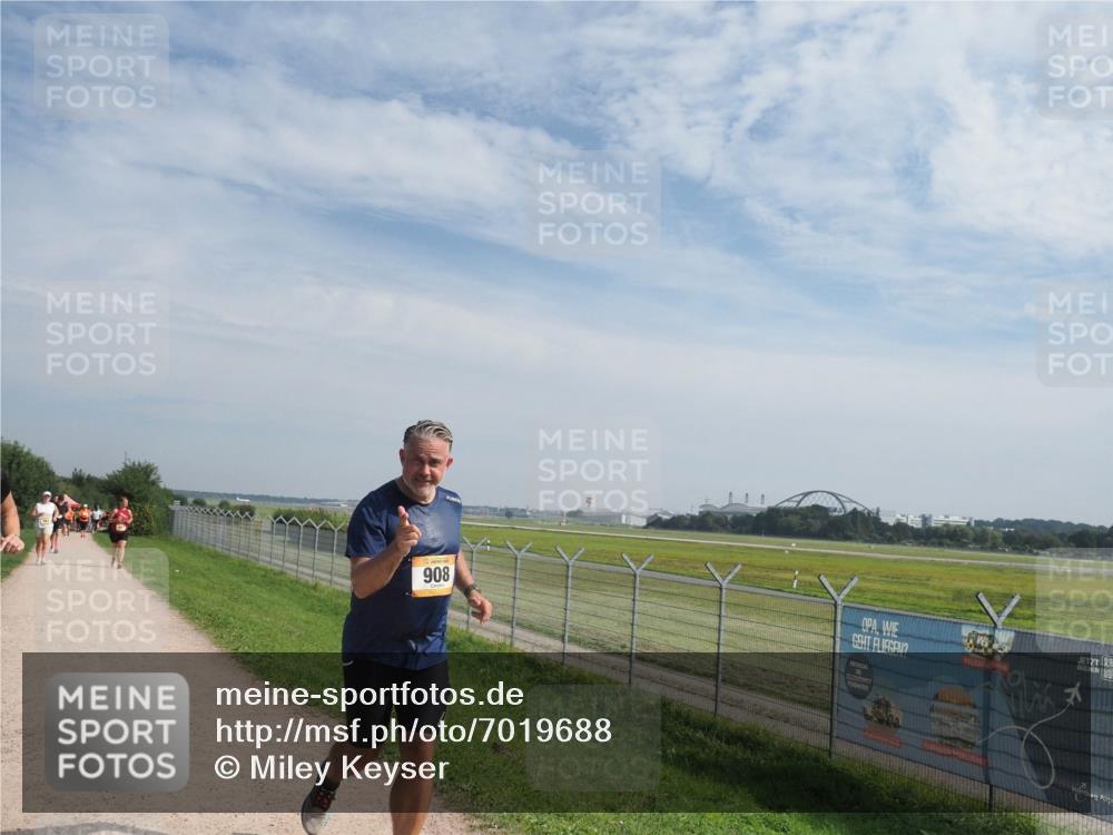 08.09.2024 - Airport Race Miley Keyser http://msf.ph/oto/7019688 08.09.2024 12:41:41 Laufen OLYMPUS, DIGITAL, CAMERA meine-sportfotos.de