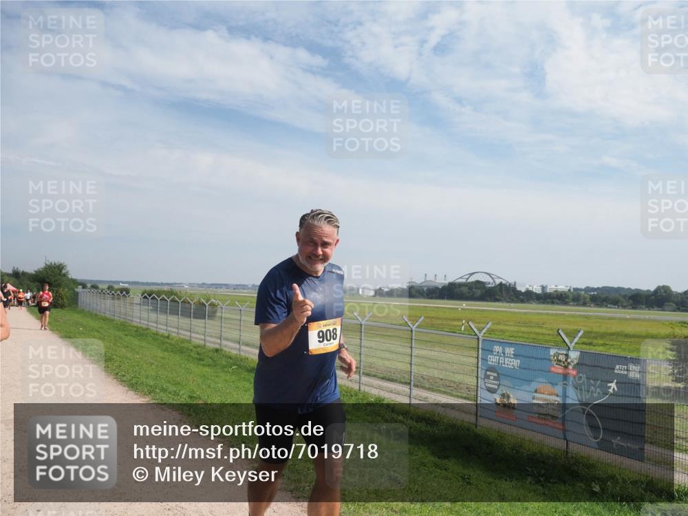 08.09.2024 - Airport Race Miley Keyser http://msf.ph/oto/7019718 08.09.2024 12:41:42 Laufen OLYMPUS, DIGITAL, CAMERA meine-sportfotos.de