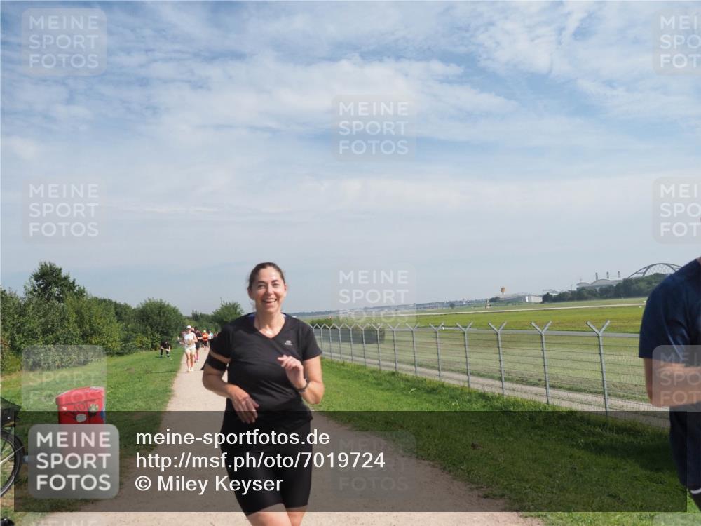 08.09.2024 - Airport Race Miley Keyser http://msf.ph/oto/7019724 08.09.2024 12:41:43 Laufen OLYMPUS, DIGITAL, CAMERA meine-sportfotos.de