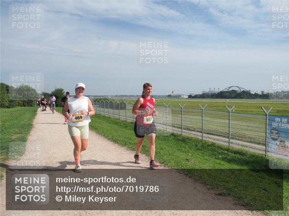 08.09.2024 - Airport Race Miley Keyser http://msf.ph/oto/7019786 08.09.2024 12:41:50 Laufen OLYMPUS, DIGITAL, CAMERA meine-sportfotos.de