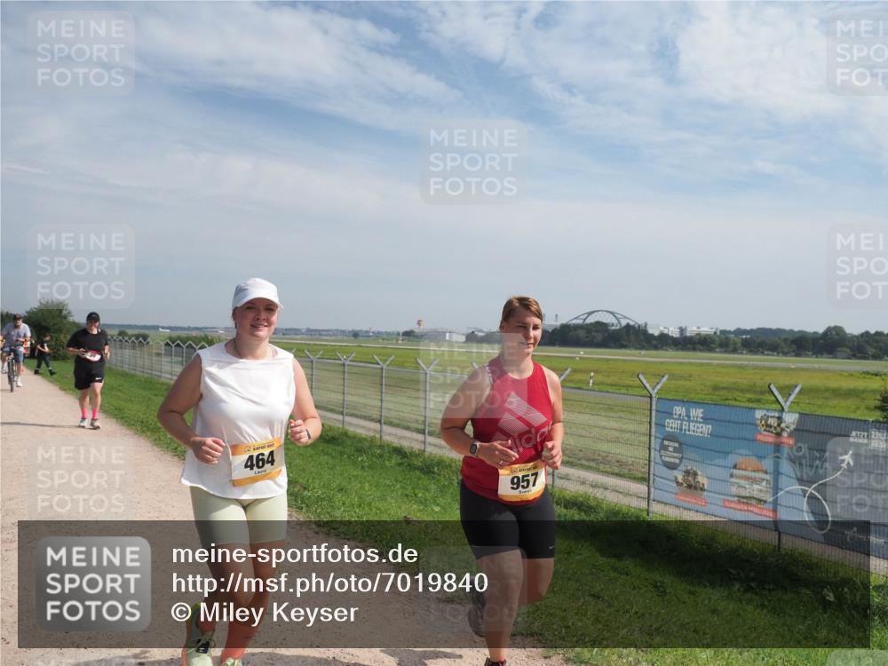 08.09.2024 - Airport Race Miley Keyser http://msf.ph/oto/7019840 08.09.2024 12:41:51 Laufen OLYMPUS, DIGITAL, CAMERA meine-sportfotos.de