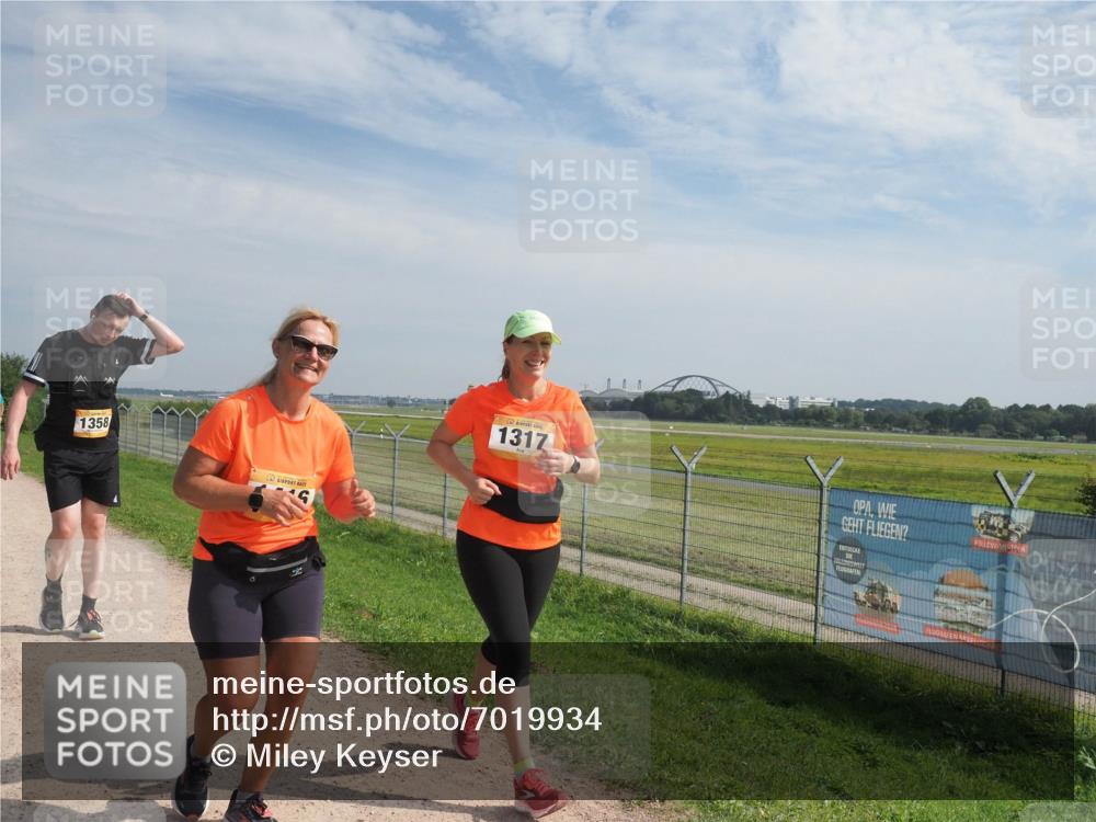 08.09.2024 - Airport Race Miley Keyser http://msf.ph/oto/7019934 08.09.2024 12:42:07 Laufen OLYMPUS, DIGITAL, CAMERA meine-sportfotos.de