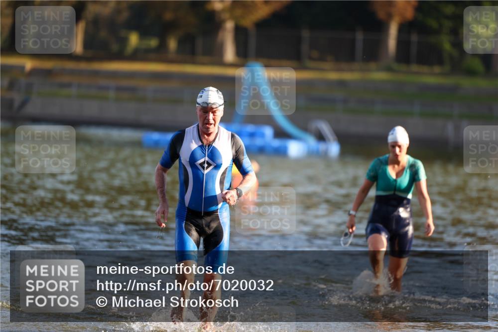 08.09.2024 - Stadtparktriathlon Michael Strokosch http://msf.ph/oto/7020032 08.09.2024 09:02:46 Schwimmen 100, 101 meine-sportfotos.de