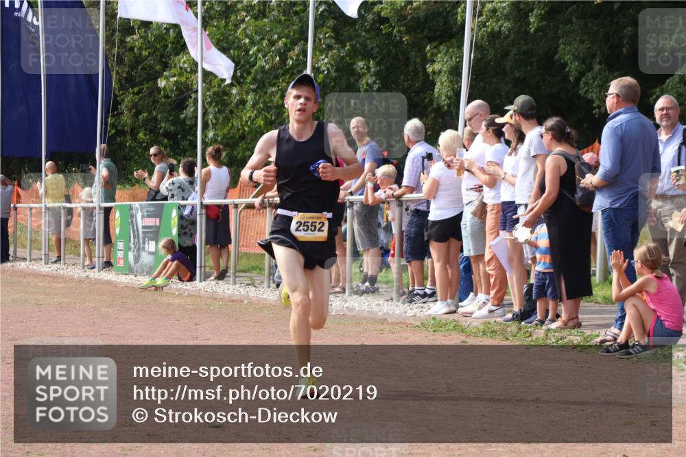 08.09.2024 - Airport Race Strokosch-Dieckow http://msf.ph/oto/7020219 08.09.2024 12:01:28 Ziel 2552, 2672 meine-sportfotos.de