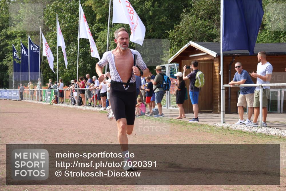 08.09.2024 - Airport Race Strokosch-Dieckow http://msf.ph/oto/7020391 08.09.2024 12:01:34 Ziel 2519, 2628, 2672, 2685 meine-sportfotos.de