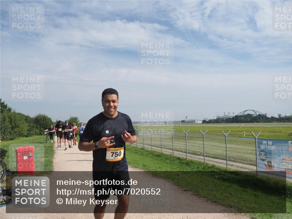 08.09.2024 - Airport Race Miley Keyser http://msf.ph/oto/7020552 08.09.2024 12:42:48 Laufen OLYMPUS, DIGITAL, CAMERA meine-sportfotos.de