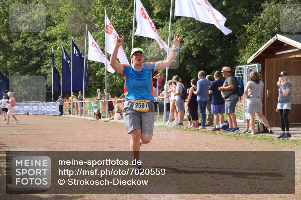 08.09.2024 - Airport Race Strokosch-Dieckow http://msf.ph/oto/7020559 08.09.2024 12:09:20 Ziel 470, 2551, 2728, 2825 meine-sportfotos.de