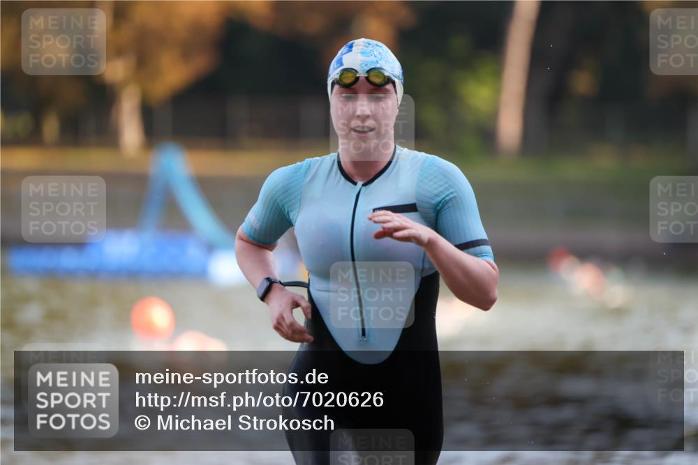 08.09.2024 - Stadtparktriathlon Michael Strokosch http://msf.ph/oto/7020626 08.09.2024 09:05:39 Schwimmen 159 meine-sportfotos.de